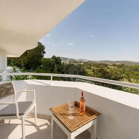 Montegolf Renovated Flat By Kura Homes Appartement *